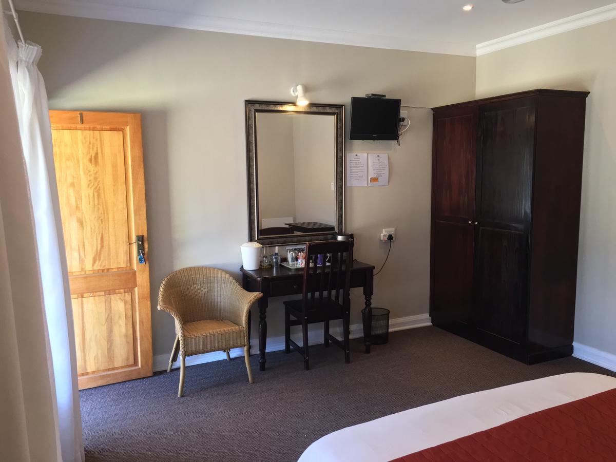Lavender Lodge Vryburg Exterior foto
