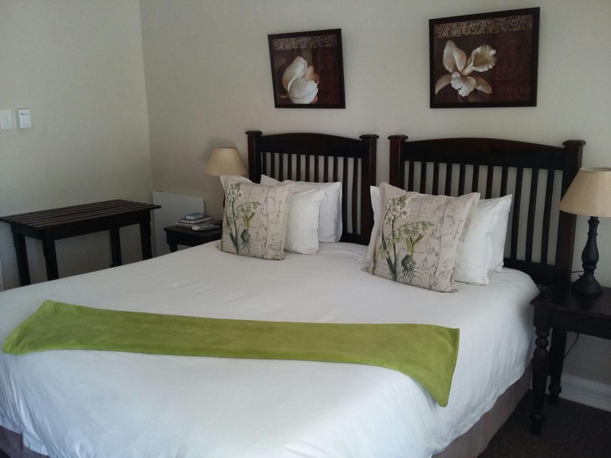 Lavender Lodge Vryburg Exterior foto