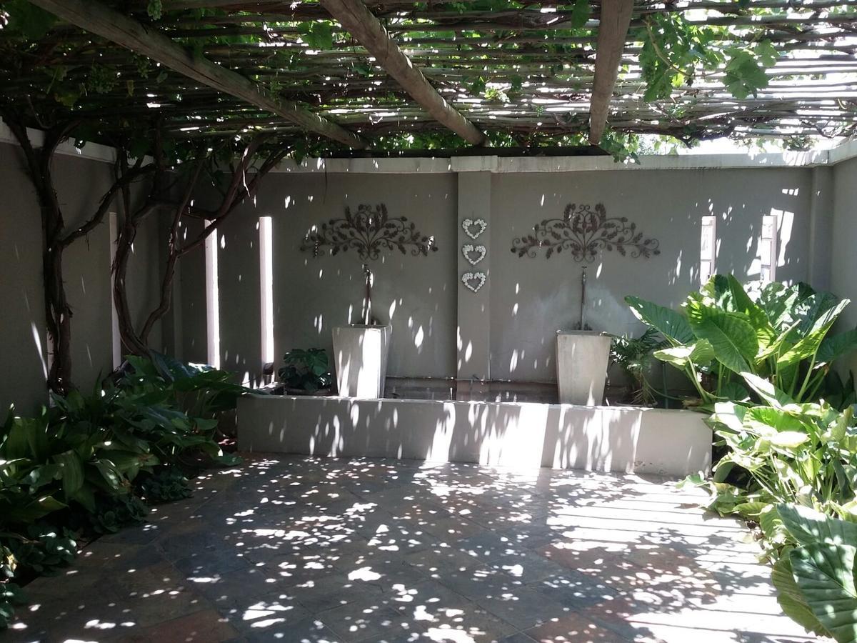 Lavender Lodge Vryburg Exterior foto